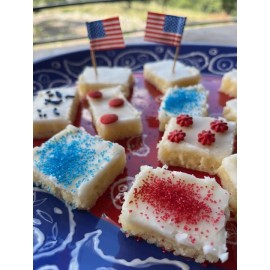 Petit Fours (Tiny Cakes) *NEW* Petit Fours (Tiny Cakes) *NEW*